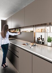 Vertikal Schiebesystem PS70 Küche